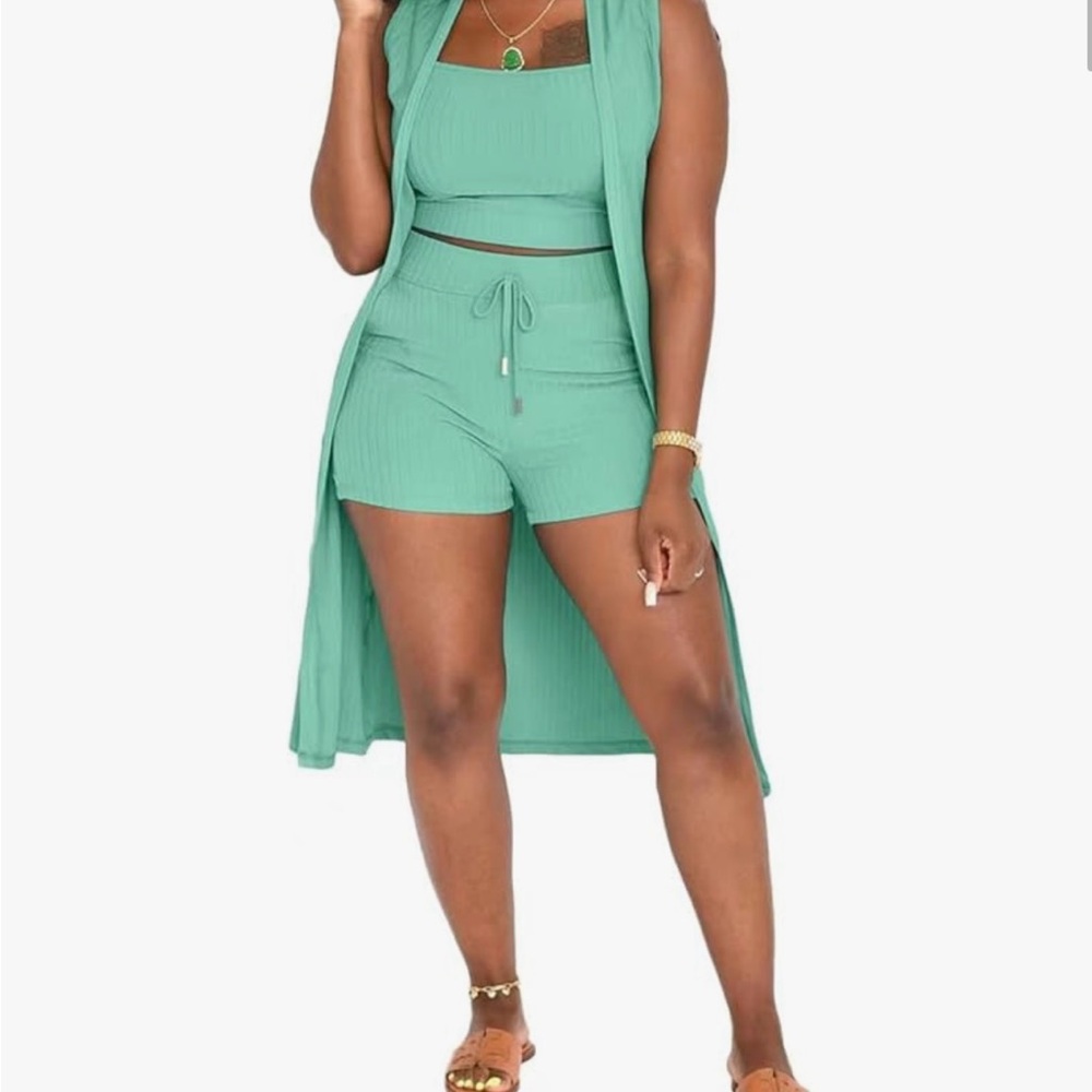 3 piece short set with knee length sleeveless duster